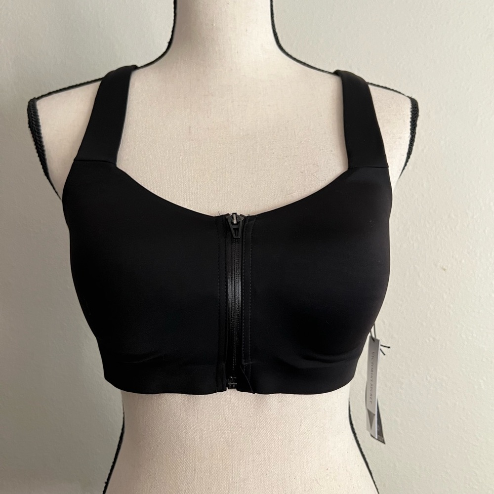 Victoria Secret ON POINT sweat bra